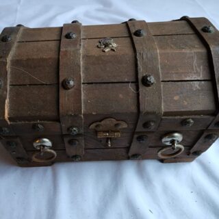 Knights Chest